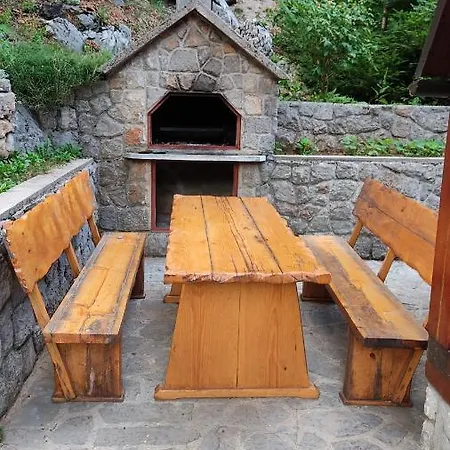 Chalet Kuca Za Odmor 